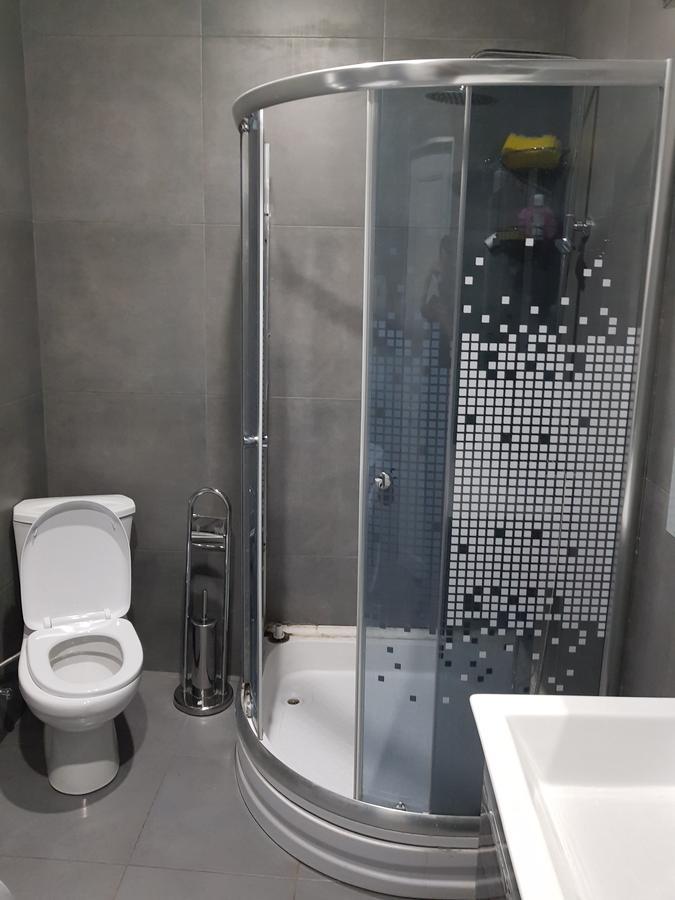 Apartments Cira 01 バトゥーミ エクステリア 写真